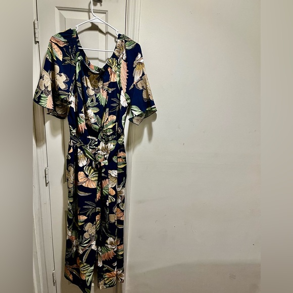 NWOT We Live Fashion off the shoulder high waist floral jumpsuit - Picture 14 of 16